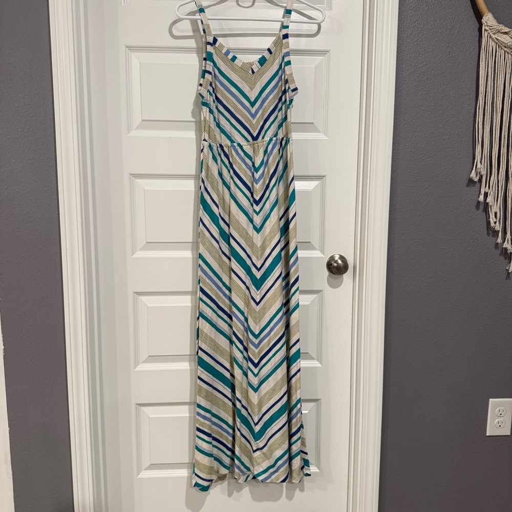 Sonoma Chevron Maxi Dress – Size Small